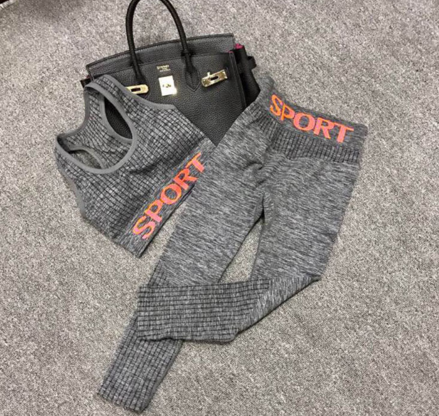 Women's Fitness Outfit Set - Running & Yoga Sports Bra
